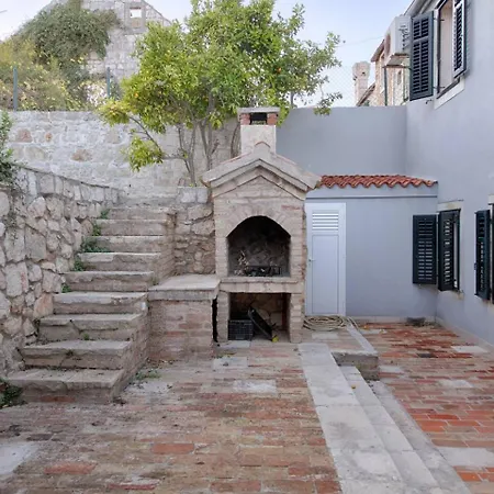 View Villa *
